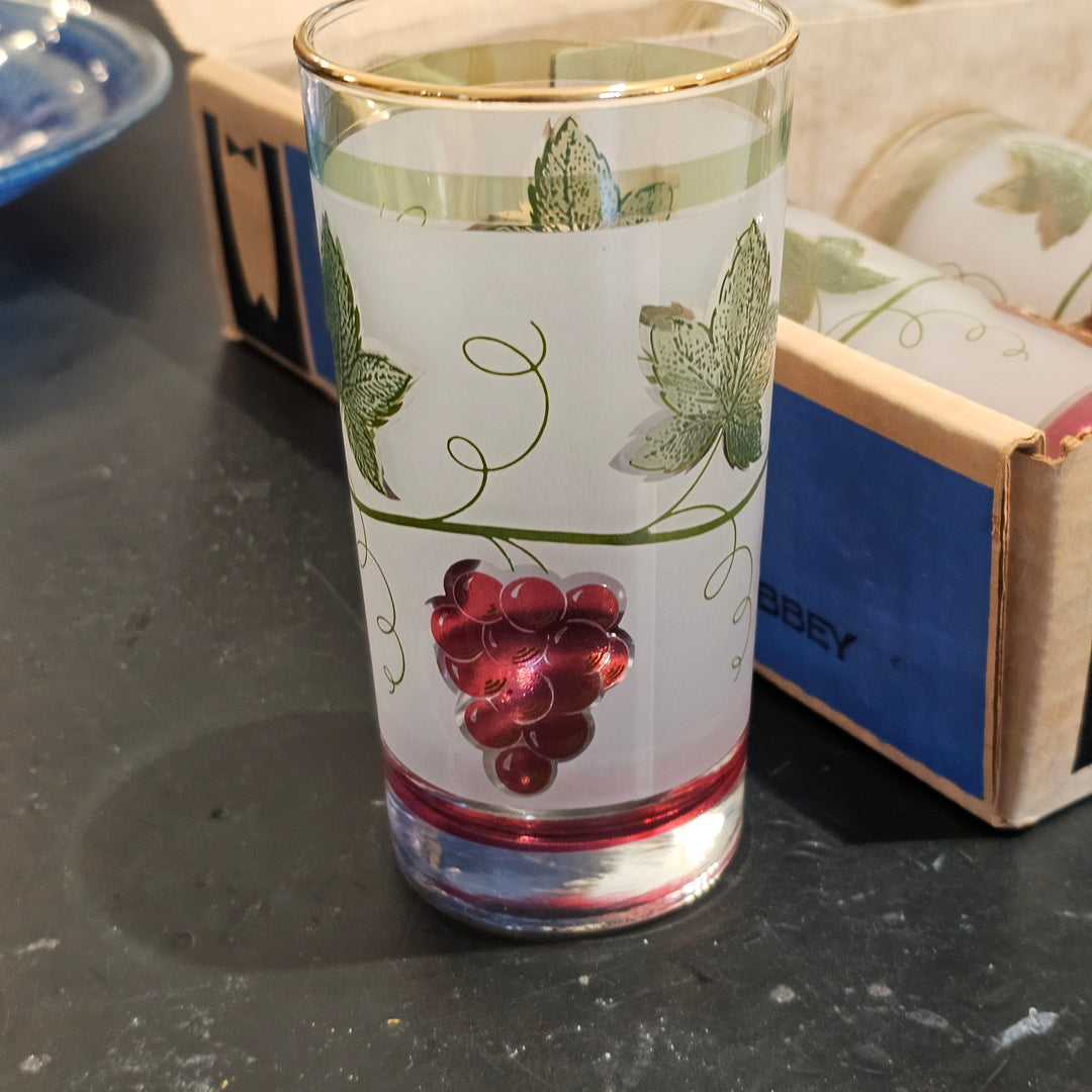 Set of 8 Libbey Largo Hiball Glasses w/Box